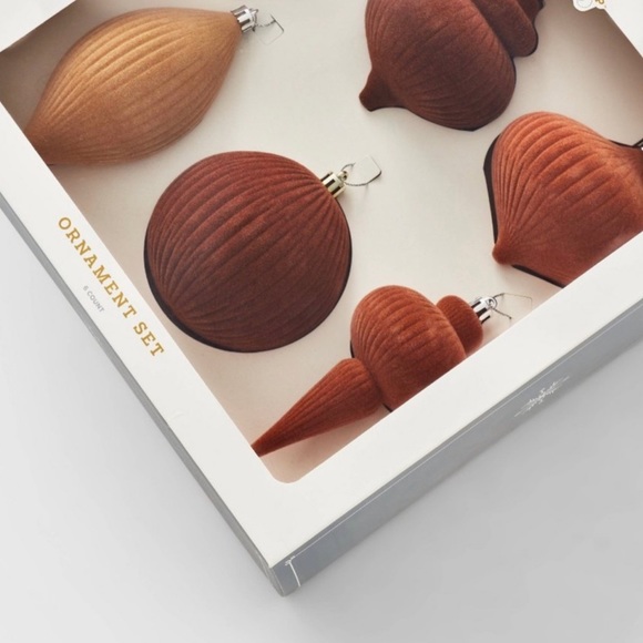 Set of 3 (18) Wondershop flocked holiday ornaments - Picture 4 of 8